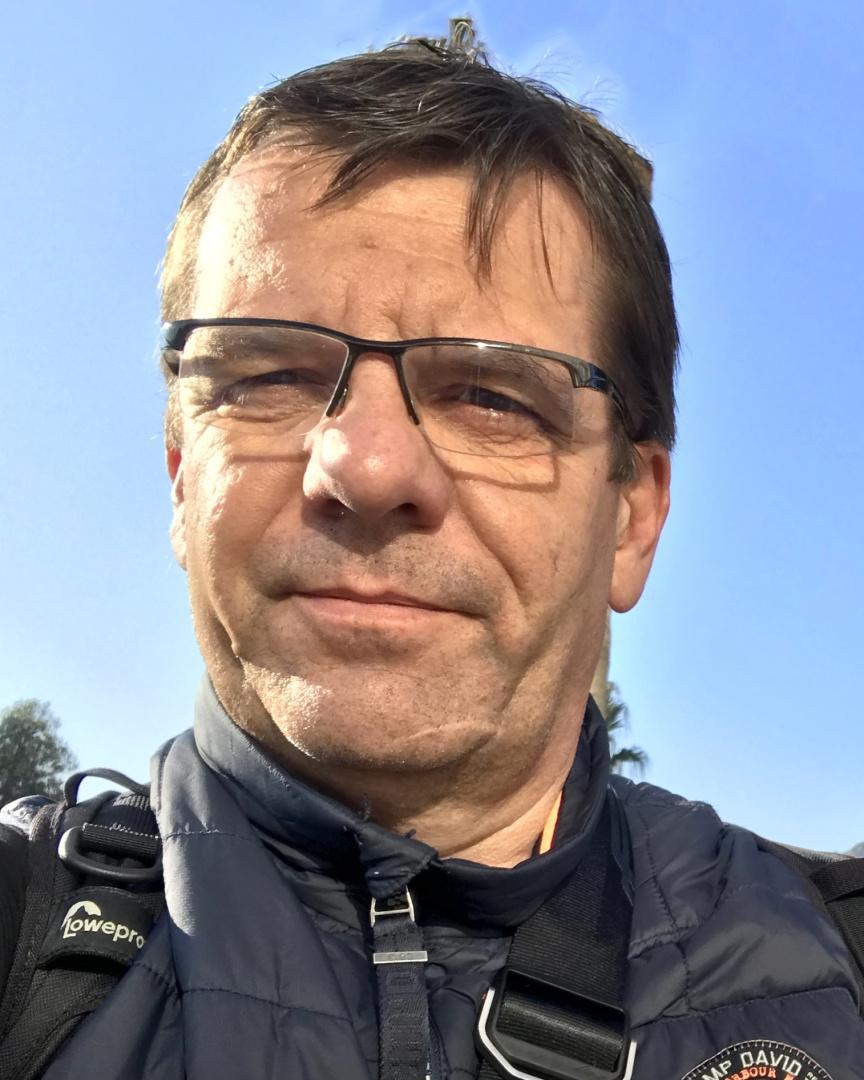 Václav Soukup Photo má pro Vás připraven osobní a profesionální přístup. Požádám Vás, abyste mi popsali Vaše očekávání a nabídnu Vám svůj pohled. Sestavím scénář a společně sladíme jednotlivé detaily tak, aby výsledek byl co nejlepší.